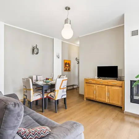 Casa Mirella Quiet 2br With View, Balcony And Ac - Happy Nebbiuno