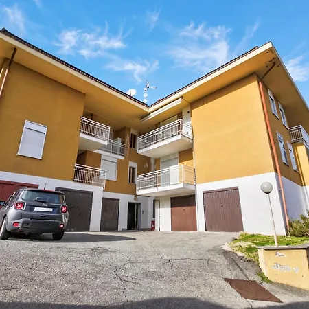 Apartment Casa Mirella Quiet 2br With View, Balcony And Ac - Happy *